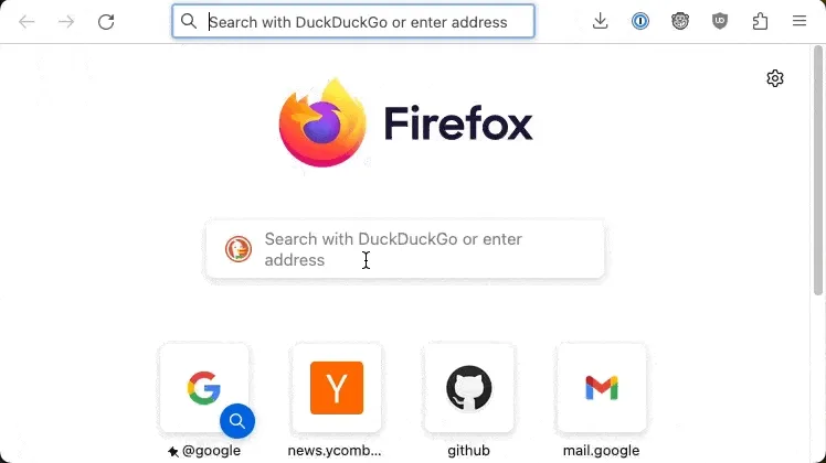 A video showing closing and opening a second tab in Firefox browser. Opening
the second tab makes the title bar appear. Closing the second tab makes the
title bar disappear.